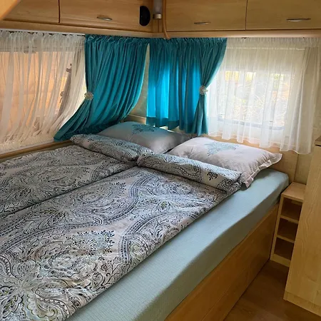 Къмпинг каравана морски блясък *